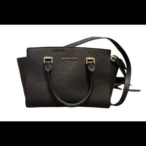 Black Micheal Kors Hand bag